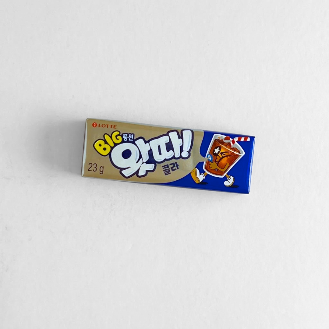 롯데 풍선껌 왓따(콜라) 23g(LT Bubble Gum(Cola) 23g)[SINGLE] – HanGaWee