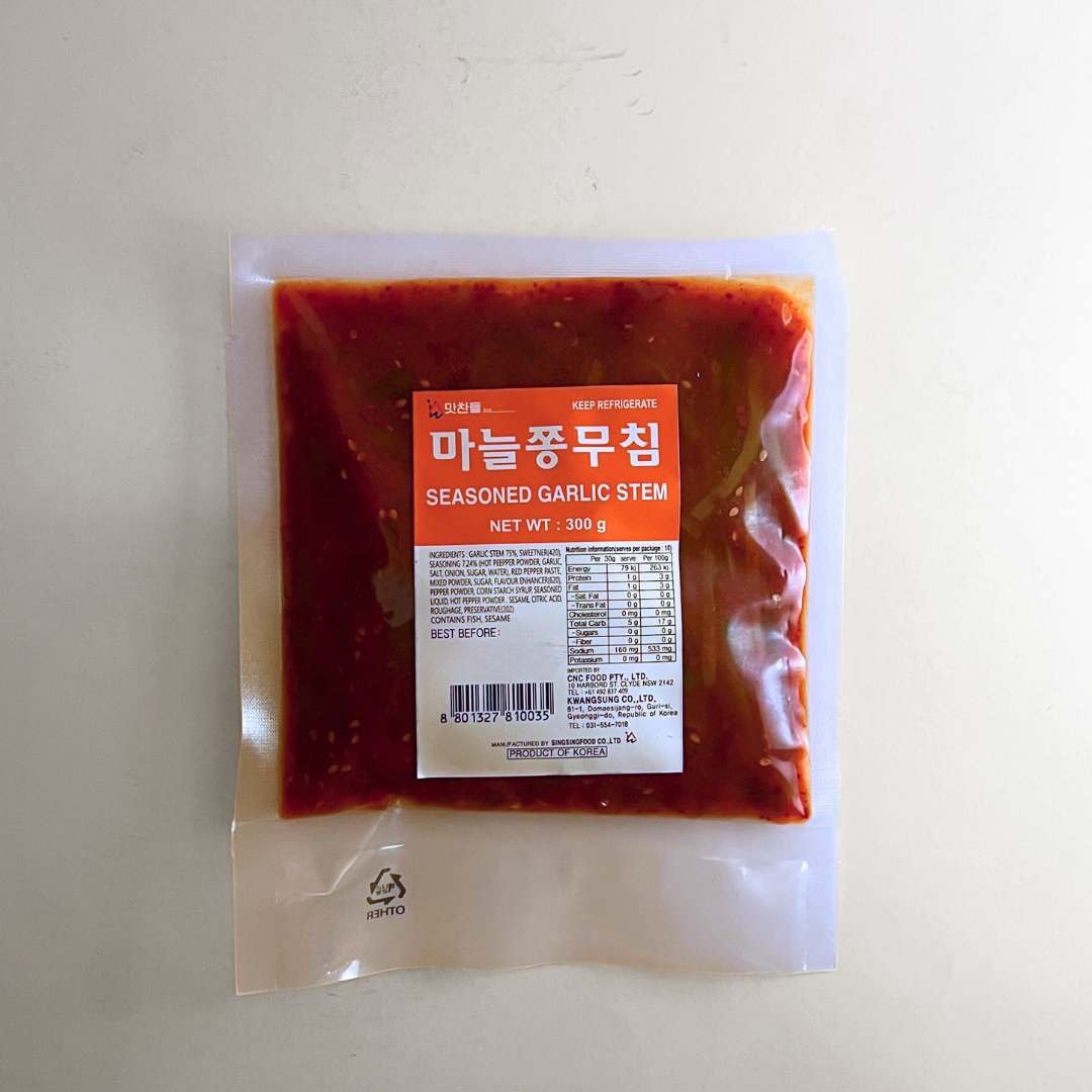 청아원 양념 마늘쫑 300g(CAW Seasoned Garlic Stem 300g)