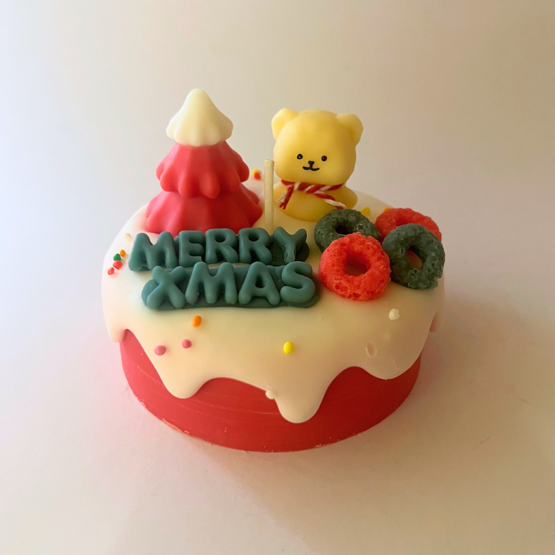 수피아 모형향초 크리스마스케익(레드) $39(Sufia Candle Christmas Cake(Red) $39)