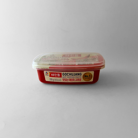 CJ 맛있는 태양초 고추장 200G(CJ GOCHUJANG HOT PEPPER PASTE 200G)